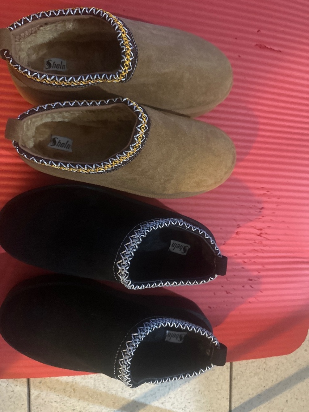 Half shoes, black and brown.